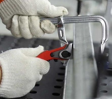 Струбцина столярная 80X200 мм стальная кованая + собачка