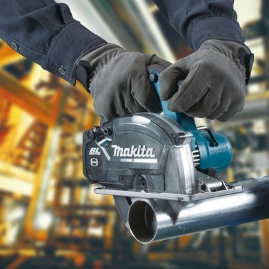 MAKITA ПИЛКА ДИСКОВА ПО МЕТАЛУ 18V 150mm DCS553Z