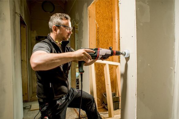 METABO ПЕРФОРАТОР 800Вт KHE 2860 QUICK 3,2Дж + ПАТРОН