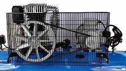Повітряний компресор 300л 5,5 HP