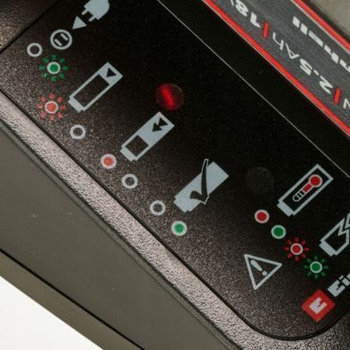 Акумулятор та зарядний пристрій X-Change 18В Li-Ion 4Аг PLUS Einhell