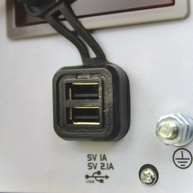 Інвенторний генератор Barracuda 7500io 7,5 кВт (9,5 кВА) 230 В AVR