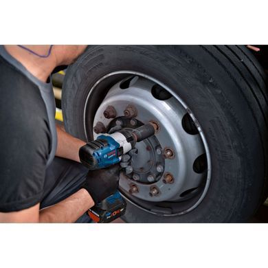 Акумуляторний ударний гайковерт Bosch GDS 18V-1050 H Professional