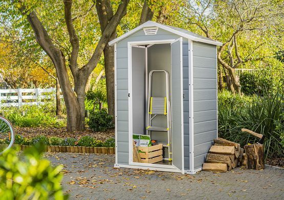 Садовий будиночок пластиковий KETER Manor 4x3 128 x 94 x 196cm сіро-білий