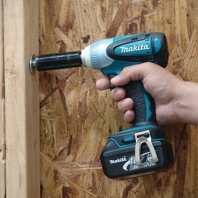 MAKITA КЛЮЧ УДАРНИЙ 1/2" 18V DTW251Z 230Nm КІЛЬЦЕ