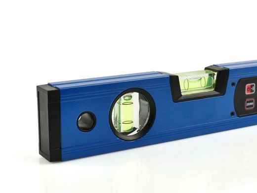 Магнитный цифровой уровень 40 см Geko G03317