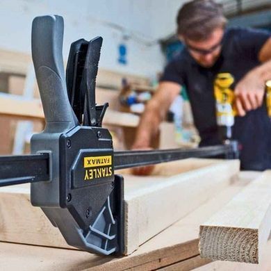 STANLEY ЗАТИСКАЧ АВТОМАТИЧНИЙ FATMAX XL 600мм