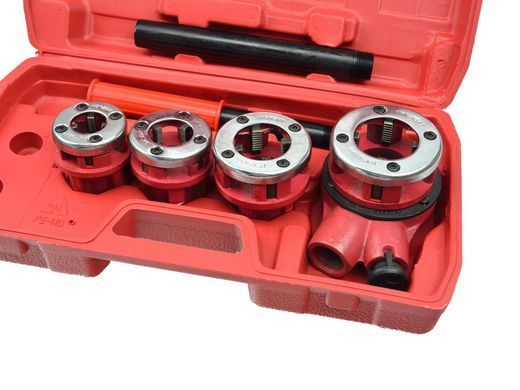 Набор для нарезания резьбы с трещоткой 4 шт 1/2" - 1,1/4" Geko G01000