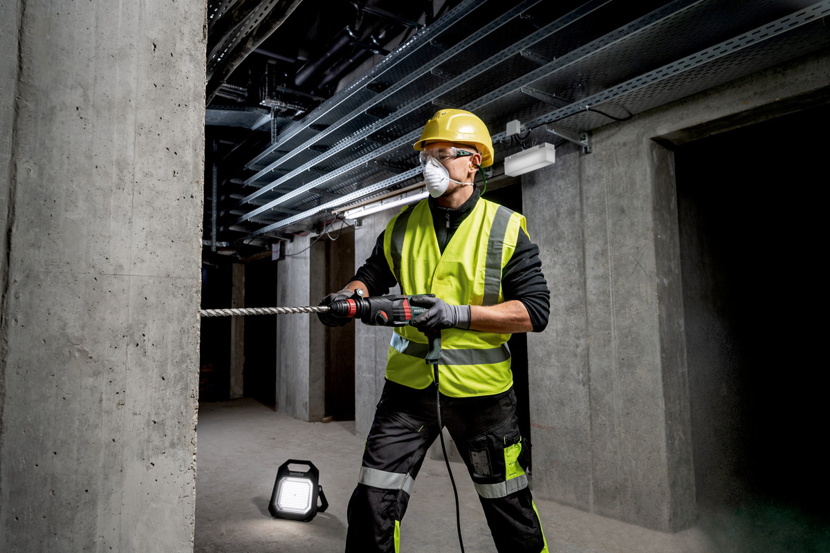 Перфоратор сетевой SDS plus Metabo KHE 2845 Q — фото 2