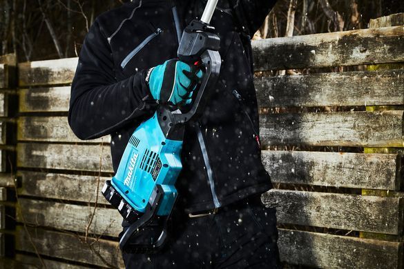 MAKITA ОБРІЗУВАЧ НА ВИСУВНІЙ ШТАНЗІ 18Vx2 30см DUA300Z