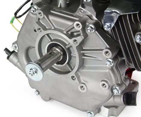 Двигун ДВЗ 9 HP/25 мм Mar-Pol M79896