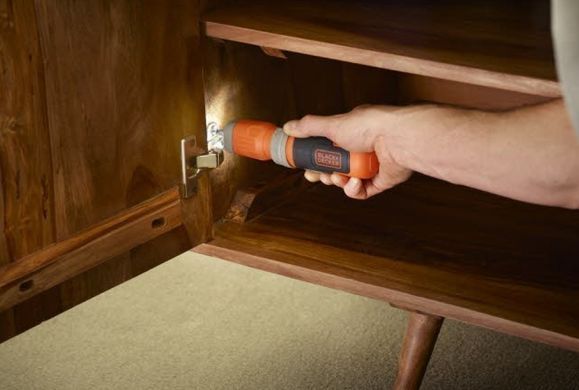 Отвертка аккумуляторная Black Decker 3,6V