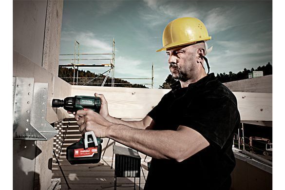 METABO КЛЮЧ УДАРНИЙ SSW 18V LTX 400 BL 1/2" 400Nm 2x5,2Ah