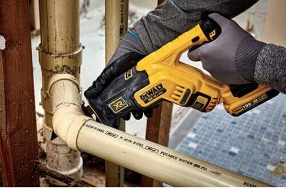 Пила шабельна акумуляторна DeWalt DCS367N (без акумулятора і зарядного пристрою)