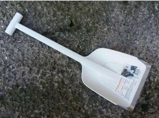 Автомобильная лопата Fiskars SnowXpert 143072 (1019347)