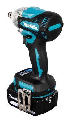 MAKITA КЛЮЧ УДАРНИЙ 1/2" 18V DTW300RTJ 330Nm 2x5,0Ah КІЛЬЦЕ