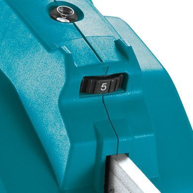 Аккумуляторный пистолет для герметика Makita DCG180RF