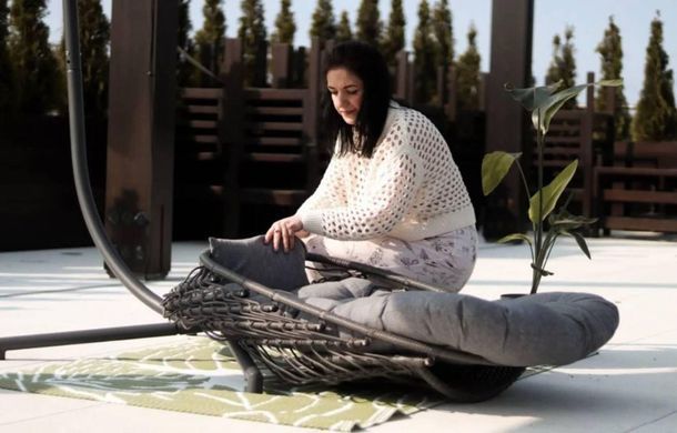 Одноместное кресло кокон бежевый Harmony Focus Garden