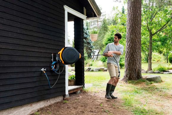 Настінний кронштейн для котушки шланга Fiskars 130 мм 1.6 кг (1027095)