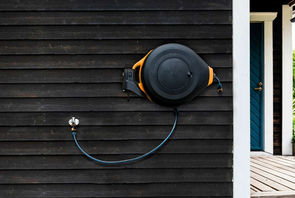 Настінний кронштейн для котушки шланга Fiskars 130 мм 1.6 кг (1027095)