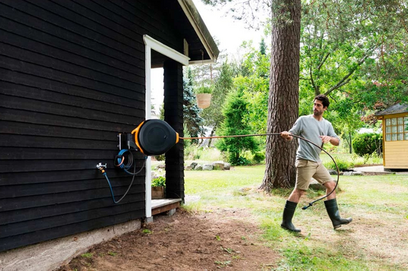 Настінний кронштейн для котушки шланга Fiskars 130 мм 1.6 кг (1027095)