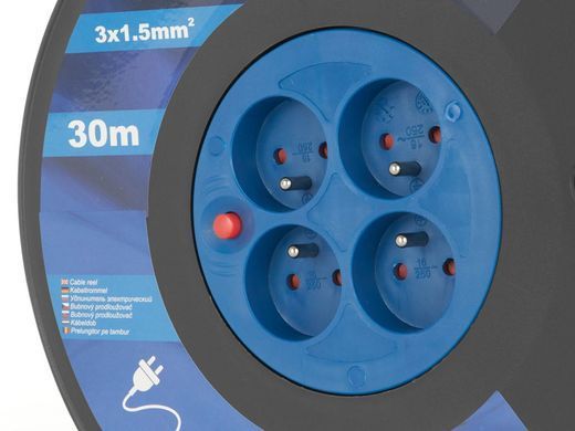 Подовжувач на котушці 30 м Geko G17508
