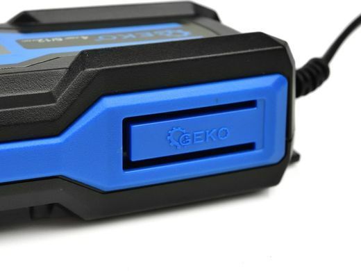 Автоматичний випрямляч 6/12 В 4 А Geko G80060