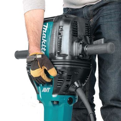 Отбойный молоток Makita HM1812