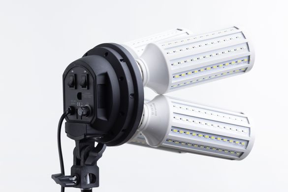 Набір постійного студійного світла із LED лампами Louis Daguerre CA 9069LED