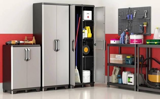 Пластикова шафа для інвентарю в гараж Gear Utility Cabinet Keter/Kis