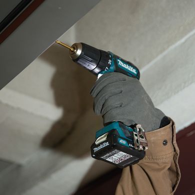 MAKITA ВИКРУТКА 12V DF332DSME 35/21Nm 2x4,0Ah BL
