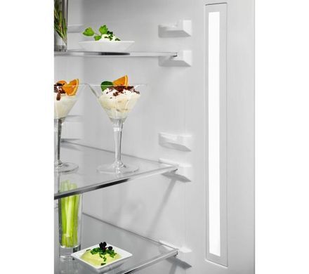 Холодильник Electrolux LNT7ME36G2 No Frost - 201 см - відділення для свіжості
