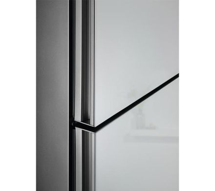 Холодильник Electrolux LNT7ME36G2 No Frost - 201 см - відділення для свіжості