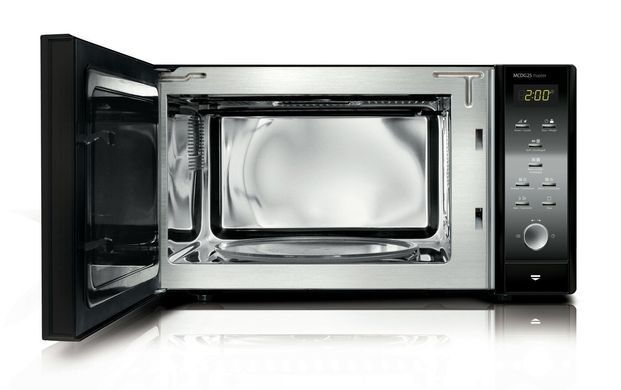 Мікрохвильова піч з грилем та конвекцією CASO MCDG 25 master black