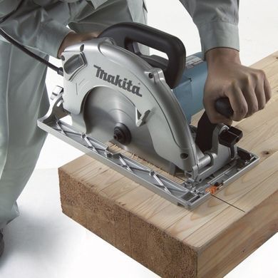 Циркулярна пила Makita 5104S