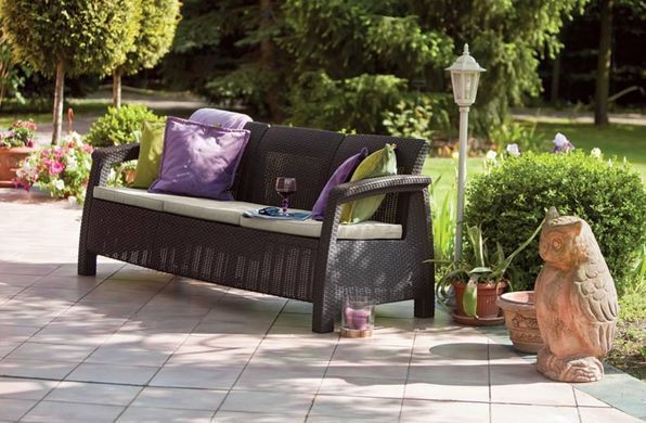 Диван вуличний для тераси із пластику коричневий Corfu Love Seat Max