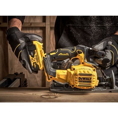 DEWALT ПИЛА ДИСКОВА 18V 165mm DCS565NT TSTAK
