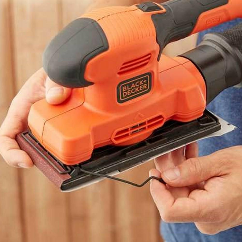 Шлифмашина вибрационная BLACK+DECKER BEW220-QS 150 Вт, плита 189x91 мм