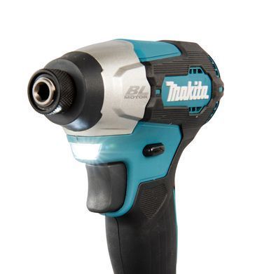 Аккумуляторный ударный гайковерт MAKITA DTD157RFJ 140 Нм 1/4" HEX LXT 18 В Li-Ion XPT BLDC + 2 аккумулятора по 3,0 Ач + зарядное устройство + кейс MAKPAC