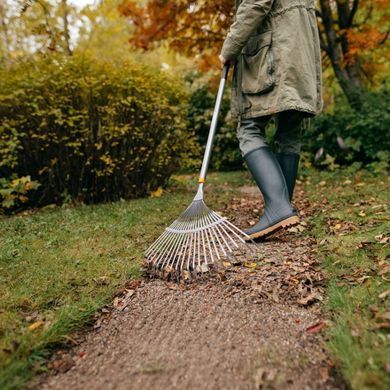 Граблі для газону віялові Ergonomic металеві Fiskars