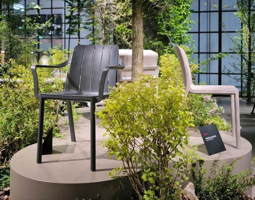 Стілець садовий з підлокітниками TIBERINA Anthracite пластиковий для тераси&nbsp;Nardi