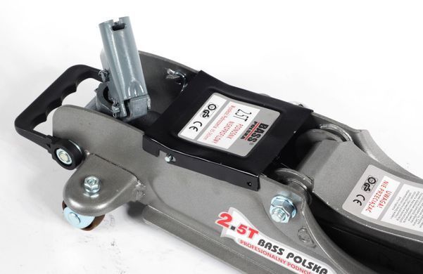 Підйомник низькопрофільний домкрат 2.5 т з насадками Bass Polska 3377
