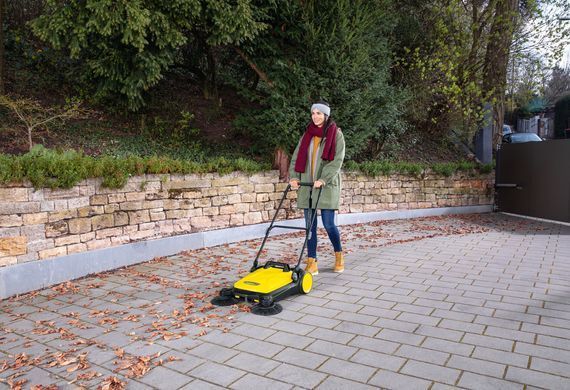 KARCHER ЗАМІТАЛЬНА МАШИНА РУЧНА S 4 TWIN