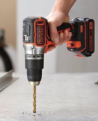 Дриль-шуруповерт акумуляторний безщітковий ударний BLACK&DECKER BL188KB